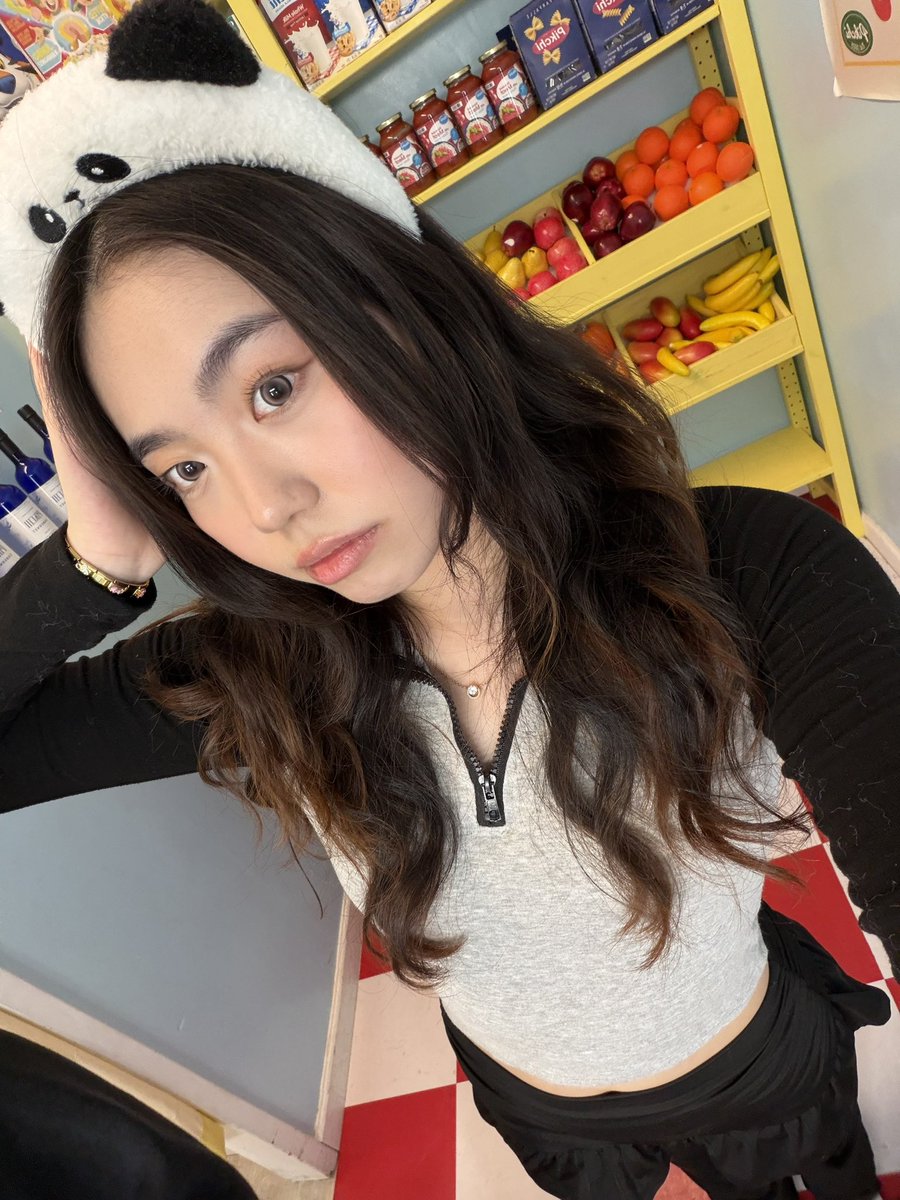 mina 心 tweet media