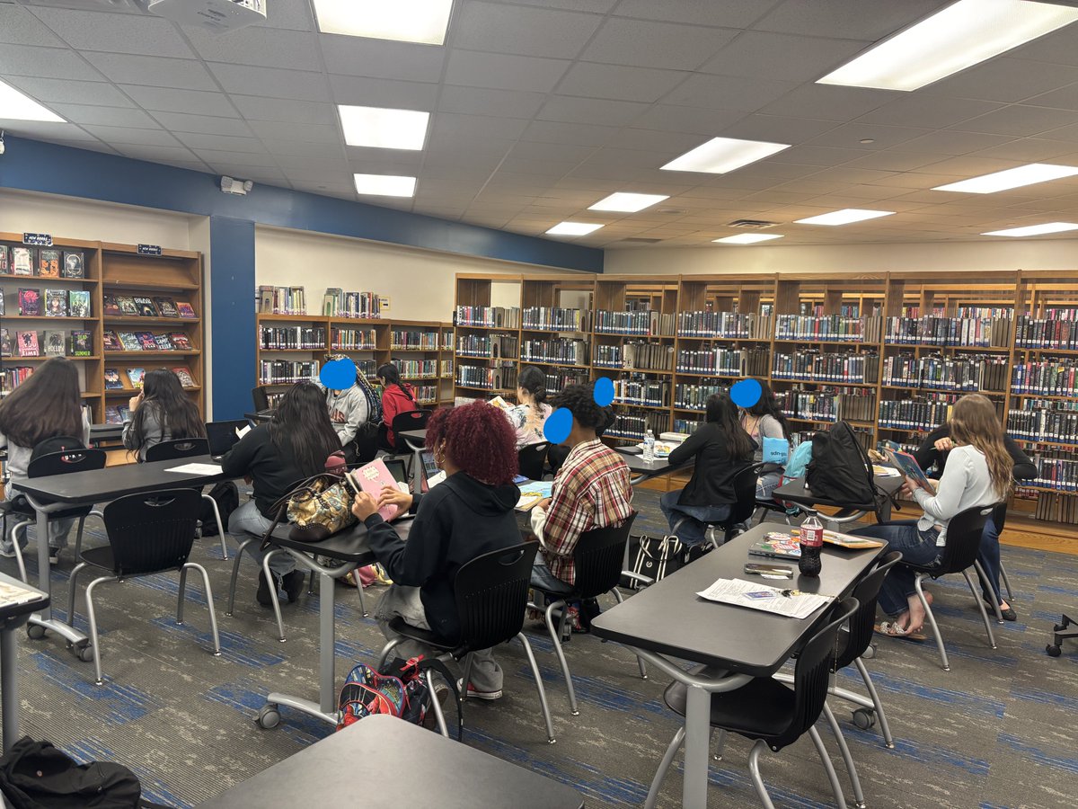 LCHS Library tweet media