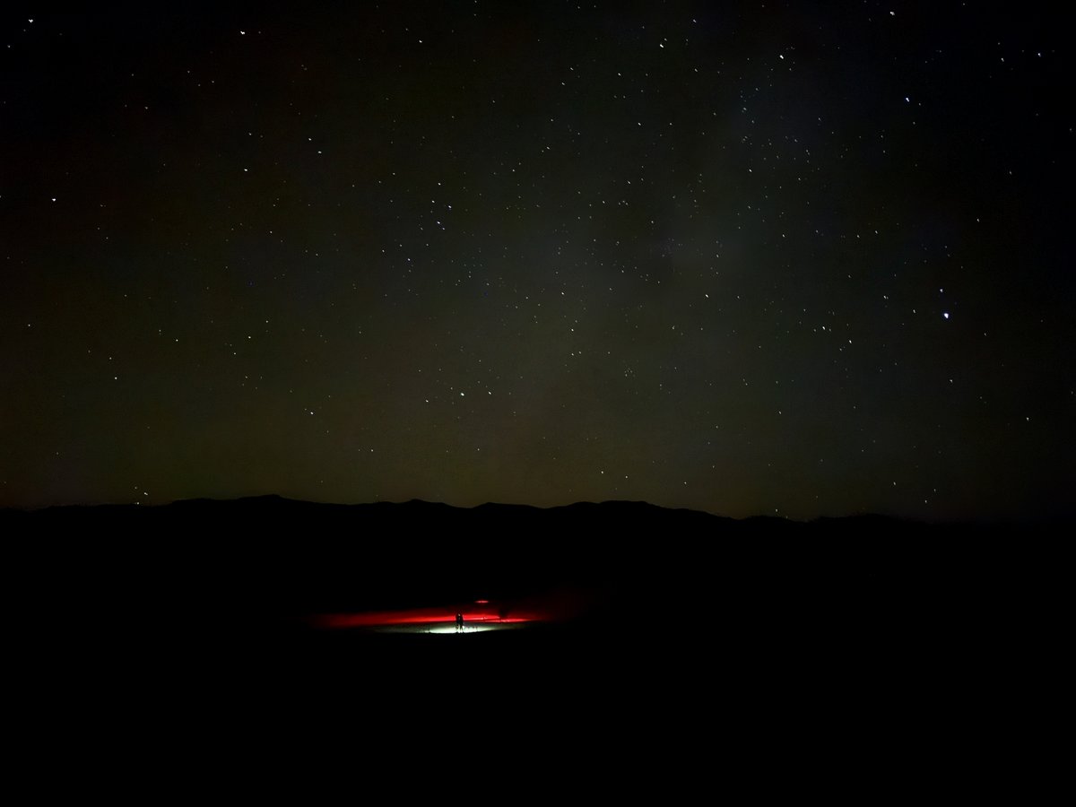 AdamasNemesis's tweet image. So close you can reach out and touch them, those points of light that show the way, to "Where We're Going".

Captured one winter's night at Badwater Basin.

#art #photography #stars #nightsky #skyscape #sky #BadwaterBasin #DeathValley #desert #AmericanWest #California