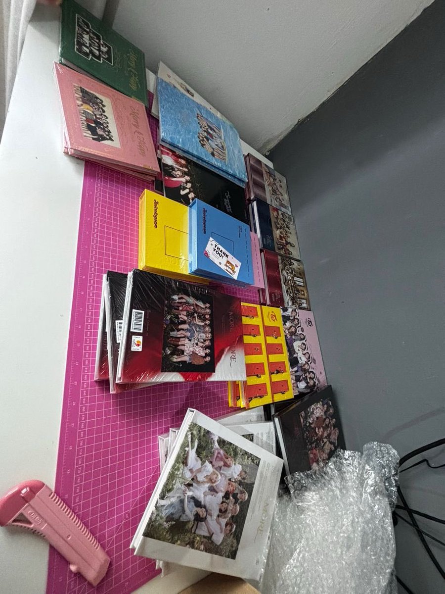 Thay-Line CEGs 🐈⬛🐈 tweet media