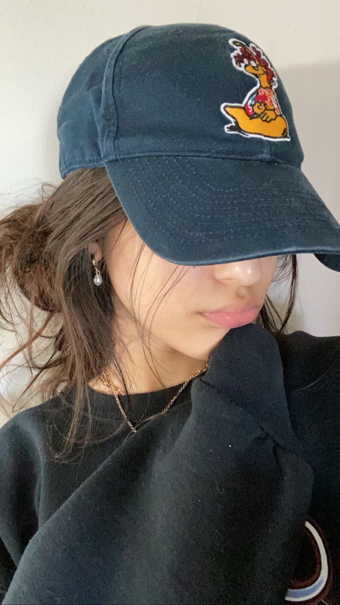 skygirard's tweet photo. Certain looks feel honest. https://t.co/R0rCcAiBh1