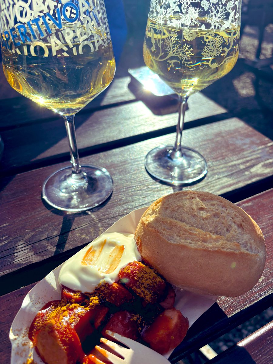 Johanna Sprondel tweet media