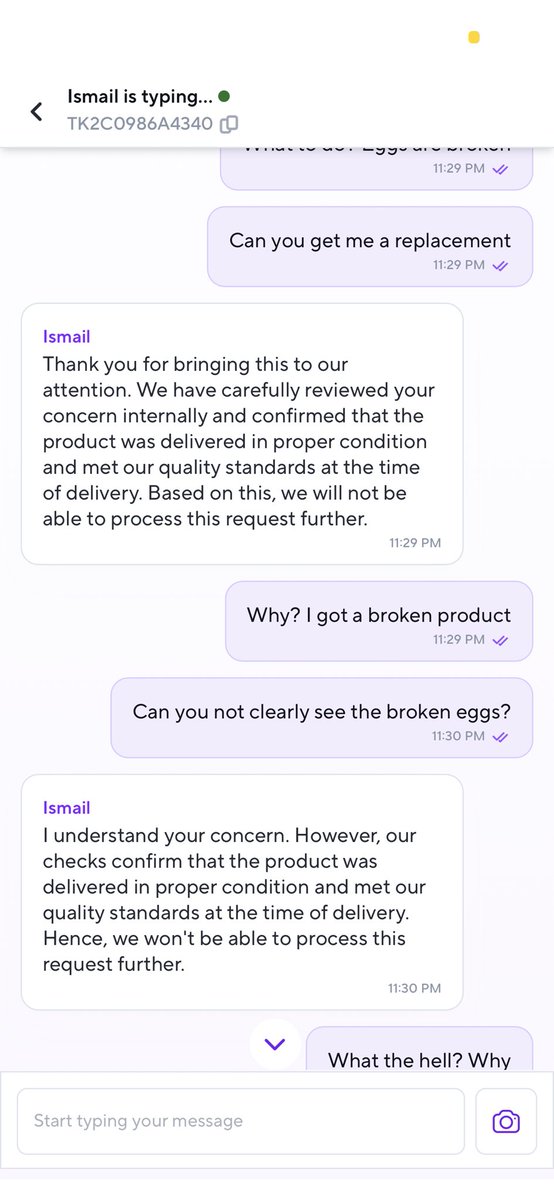 RaghavaPrashant's tweet photo. @ZeptoNow @zeptocares what is the point of chat support if you have  to deny the claim.

I got broken eggs and shared the concern but they simply denied. 

It is not a matter of ₹10 egg but a matter of how #Zepto takes accountability and responsibility

Order #KRNTOSOOR80331 https://t.co/ipuw8CBisI