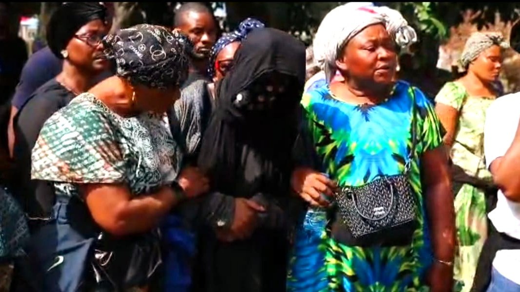 MInfoPressyCultura.GE tweet media