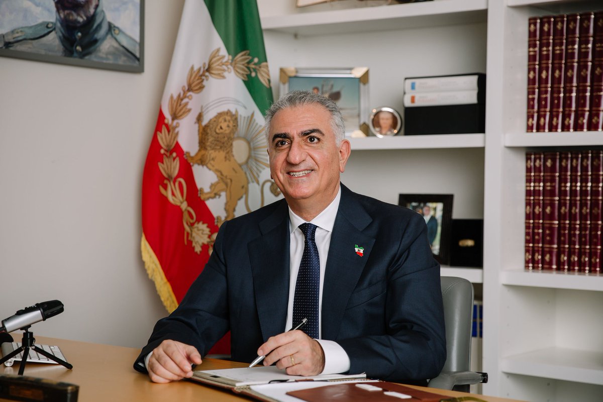 Trumpspoof__'s tweet photo. Should Reza Pahlavi become Iran's future president ?

To be honest ....

A. Yes
B. No
C. Maybe
D. Unsure https://t.co/nanm91u8oX