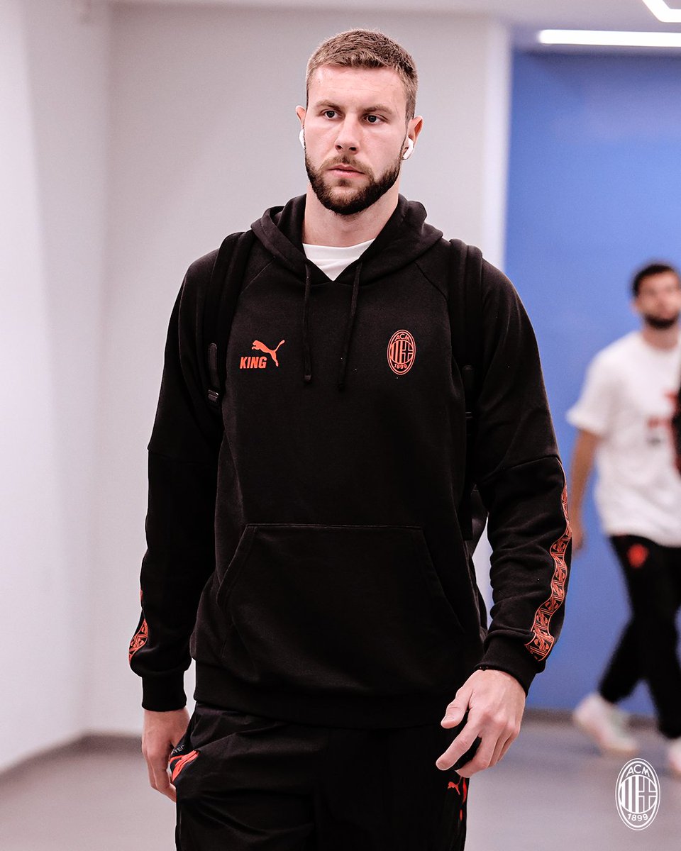 AC Milan tweet media