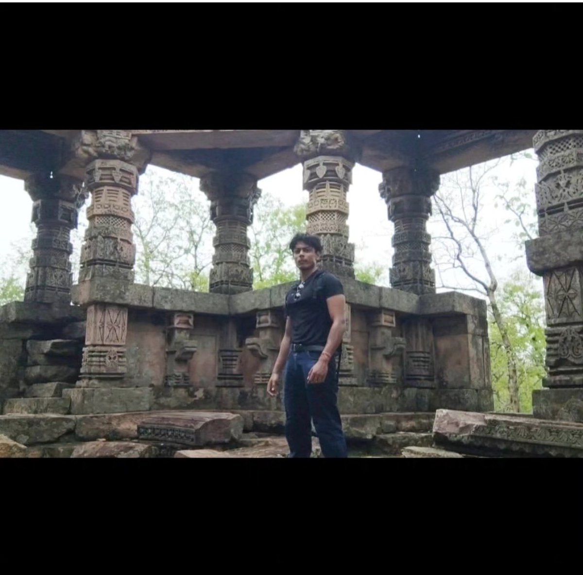 historiakayasthas tweet media