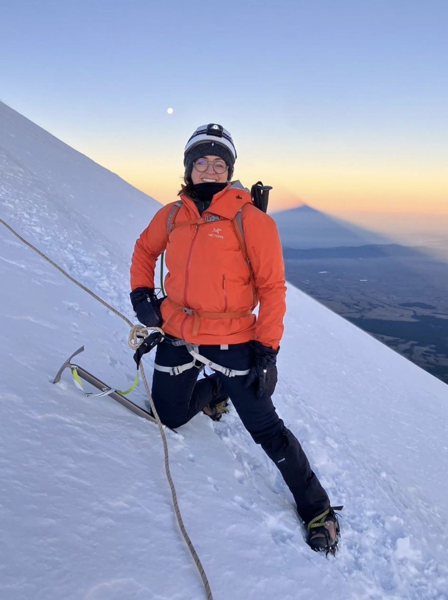 Alvaro J. Altamirano tweet media