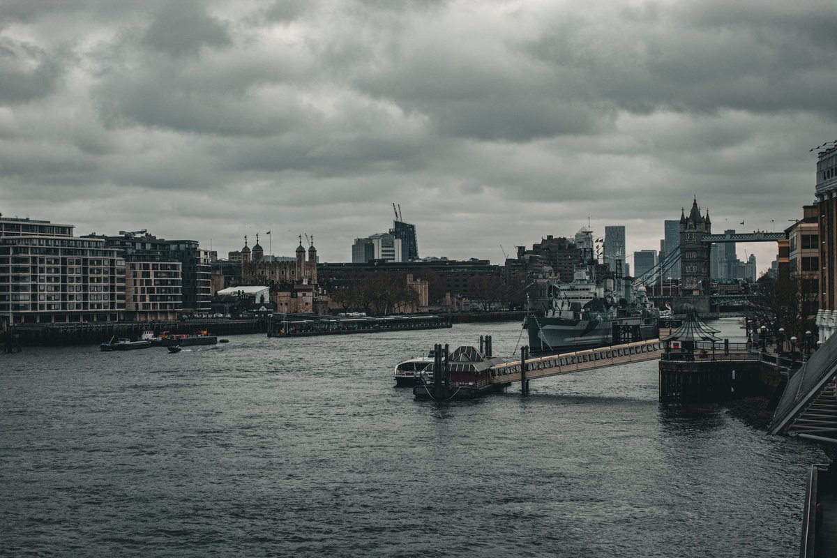 pbence20's tweet photo. 🏴󠁧󠁢󠁥󠁮󠁧󠁿
#London #photo #city #travel https://t.co/M0C8UzpUwC