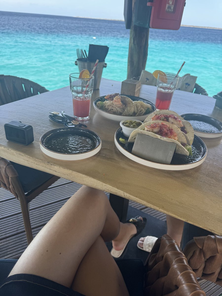 Goddess Emma ♛ tweet media