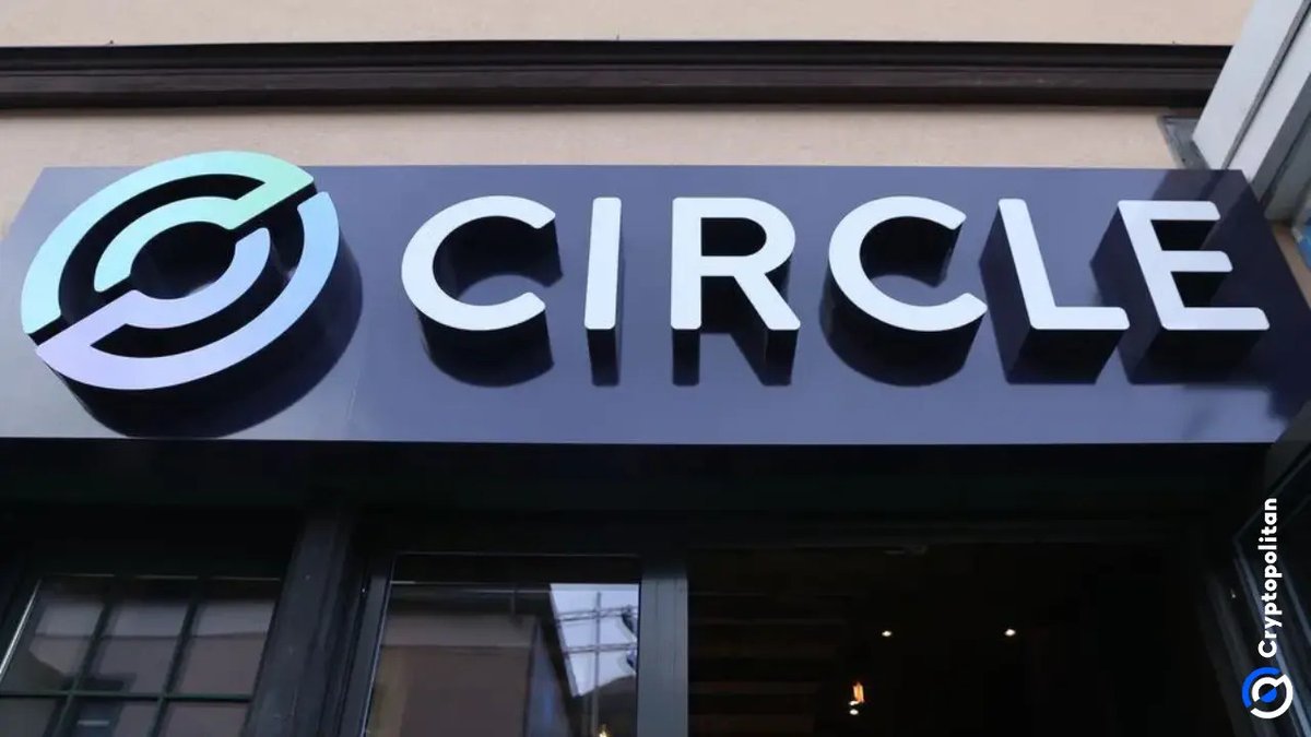 CPOfficialtx's tweet photo. Circle has minted $250 million USDC on Solana in a single day, setting a new 2026 record for the stablecoin’s supply on this blockchain.

What is driving this sudden surge, and how could it affect the crypto market next? https://t.co/QY5iN3Q81d
