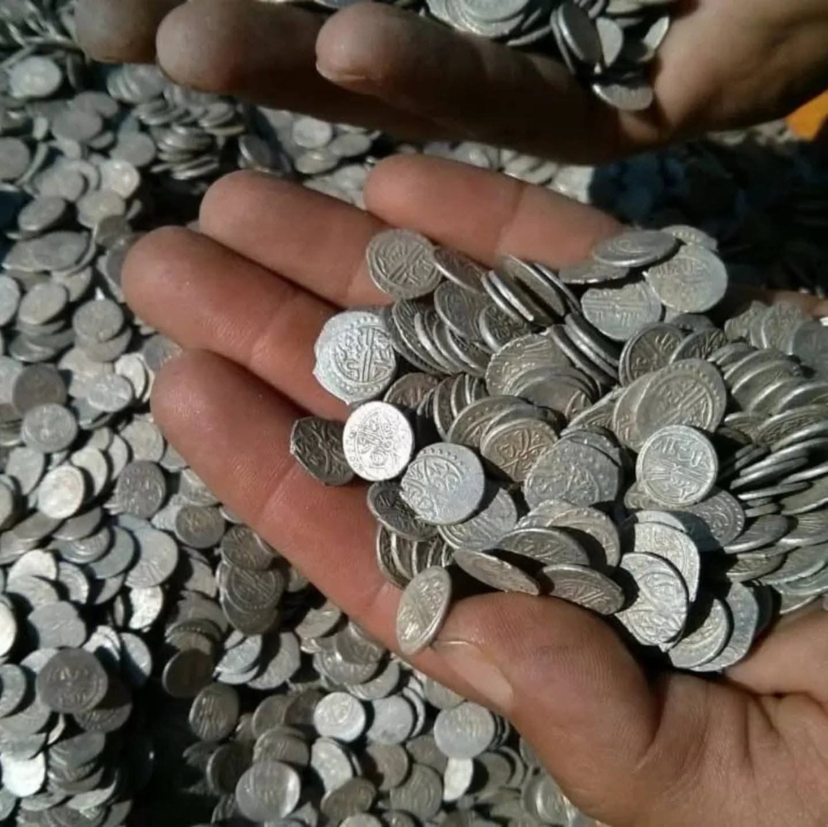 @_Treasure_Kings_ tweet media