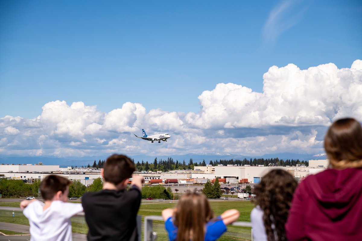 futureofflight's tweet photo. We're days away from releasing the April newsletter. Are you signed up? Don't miss the latest news, insights about the Boeing Everett Factory Tour, exhibit highlights, seasonal apparel drops and more! #BoeingFOF #BoeingFutureOfFlight

Subscribe today: https://t.co/HU6Wkh9QeF https://t.co/90lQLBOvWN