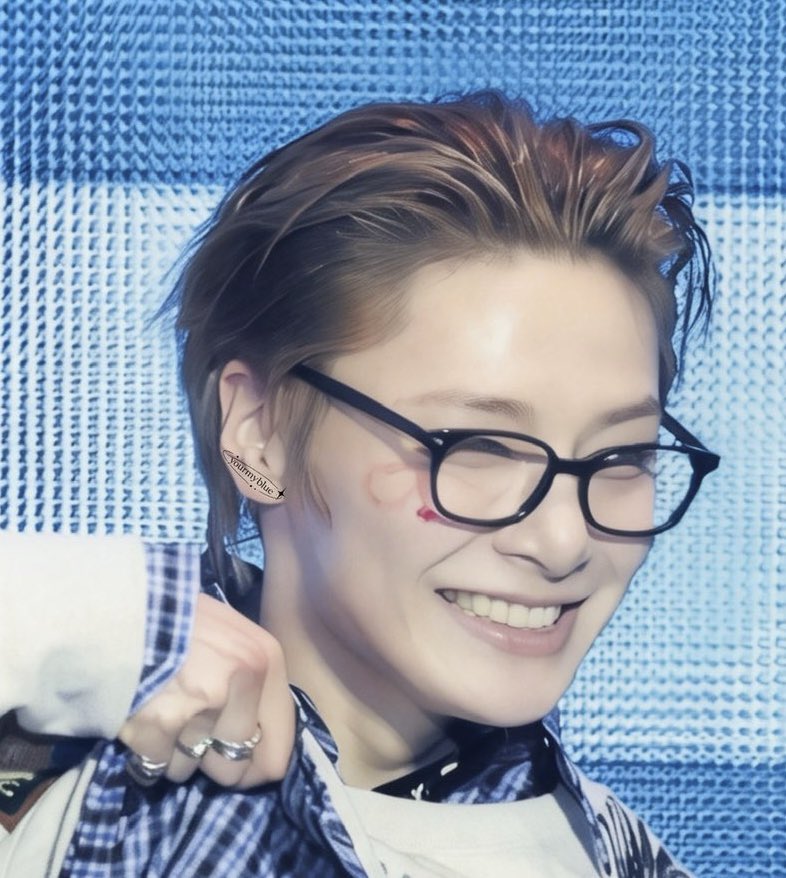 yangie ꒰ྀི১ ໒꒱ིྀ tweet media