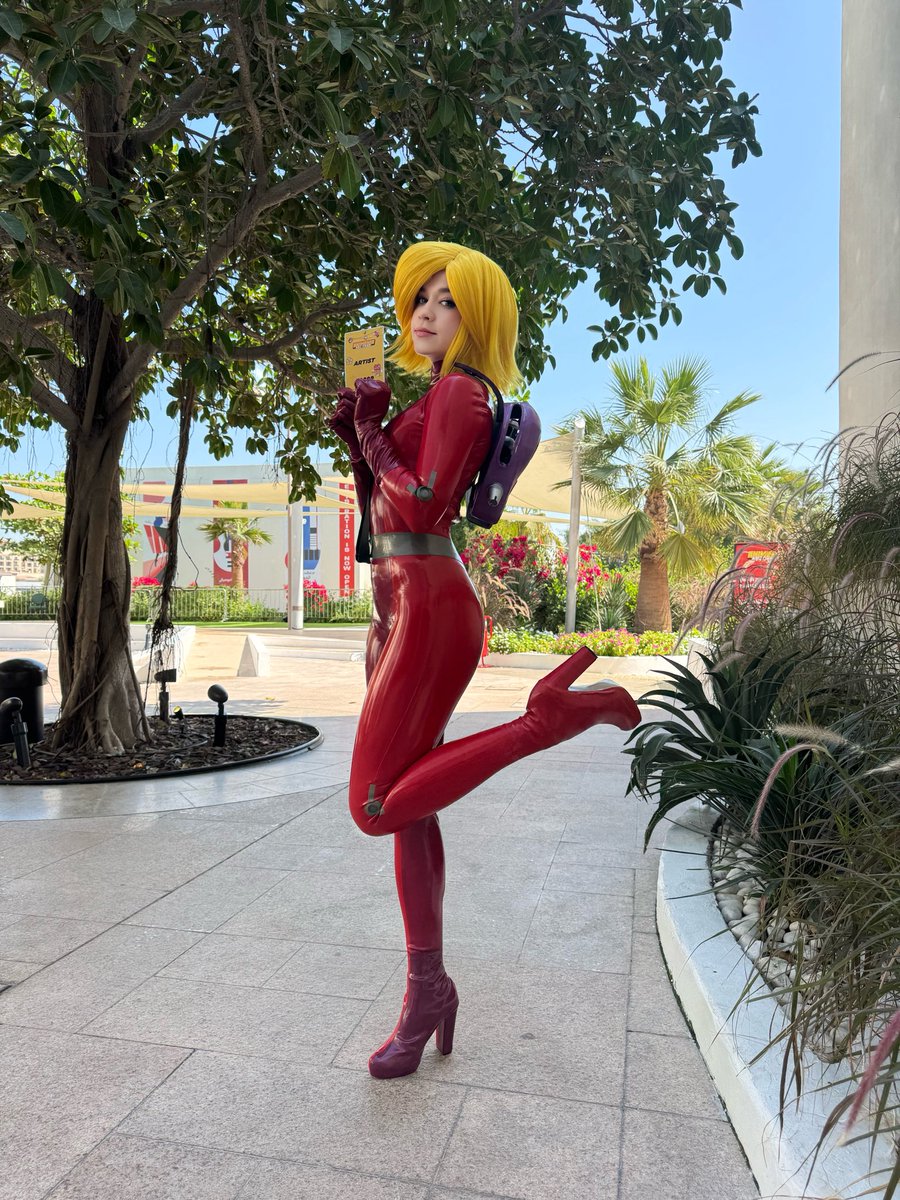 My latex cosplay Clover from Totally Spies! ♥️