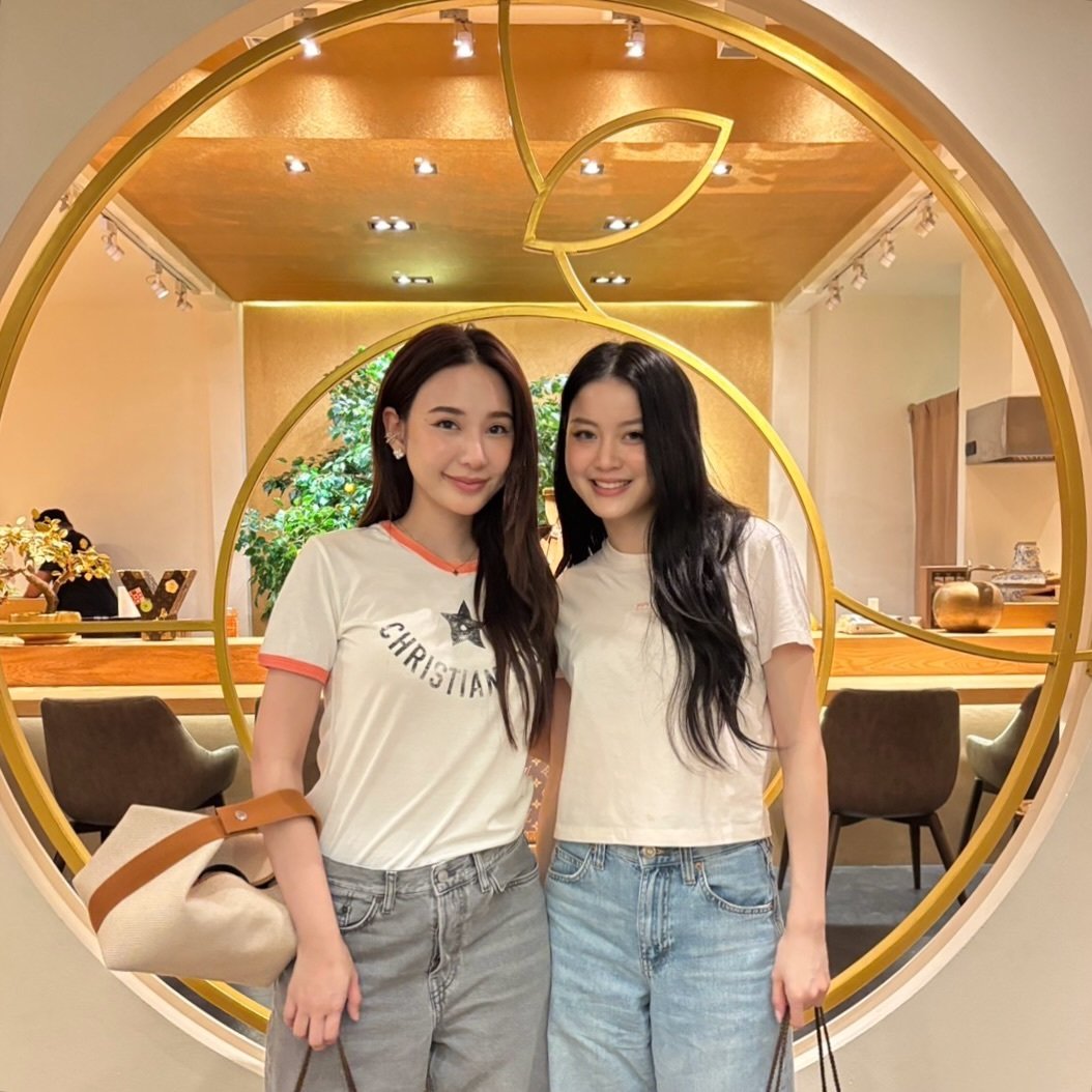 N ☀️ tweet media