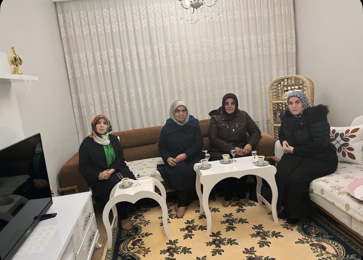 EmıneAras 🇹🇷 tweet media