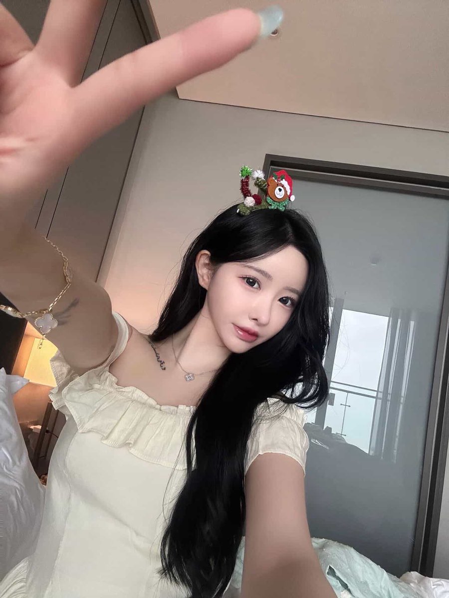 ⋆.˚✮ yura ✮˚.⋆ tweet media