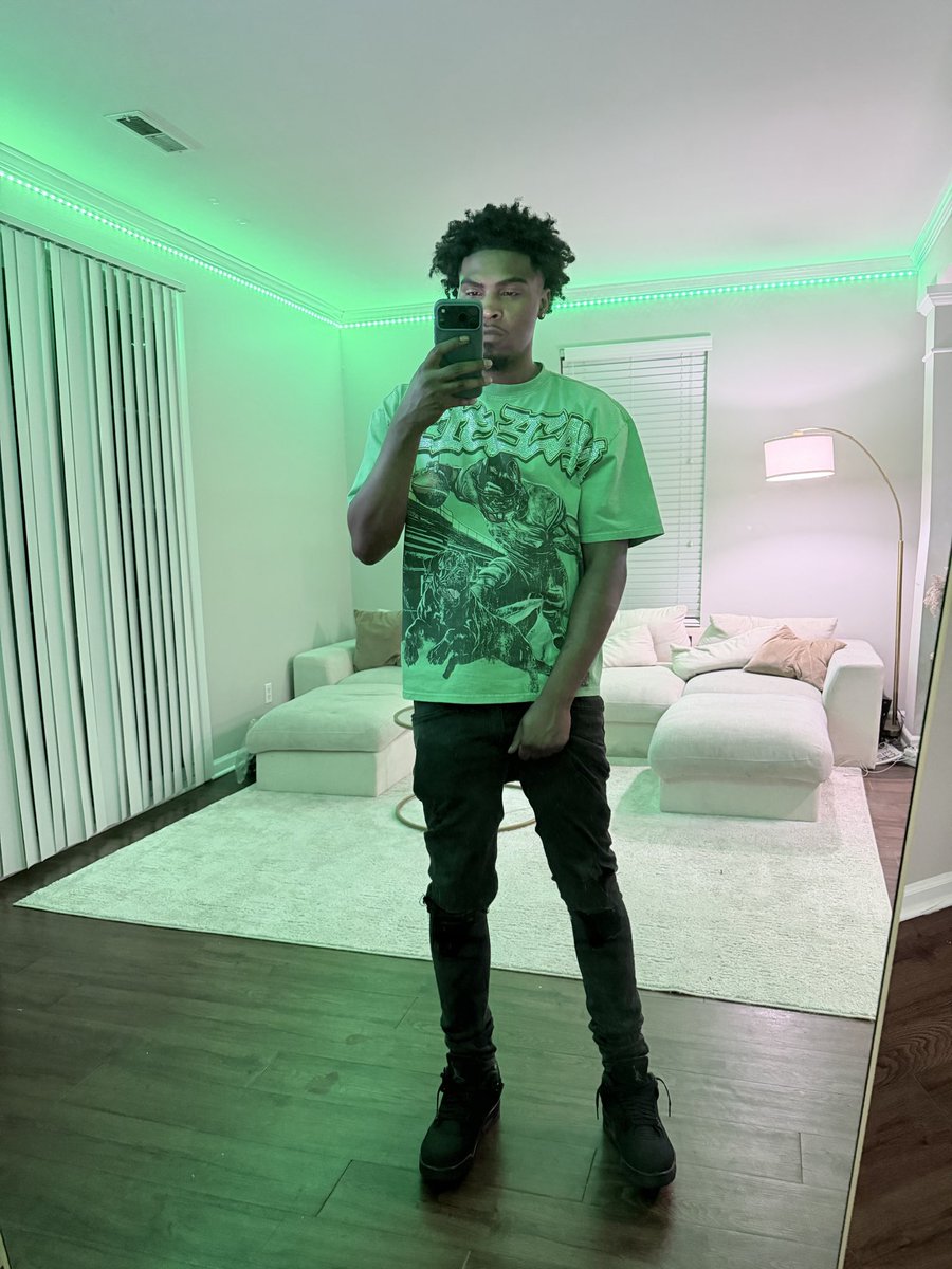 MicoDaDon's tweet photo. Green light 🚦 https://t.co/IdEN006lNE