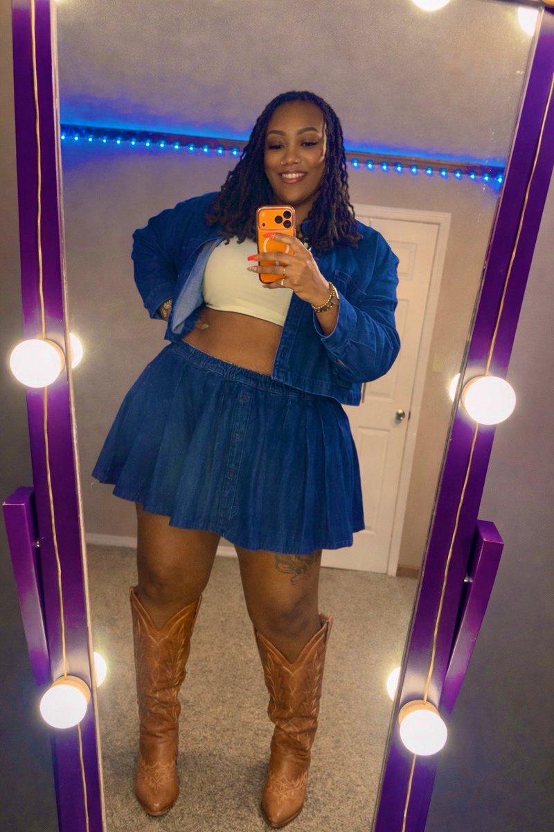 LuvvDntLuvNobdy's tweet image. #mediaupdate #BigOlFineMF 💋 #AriesSeason ♈️