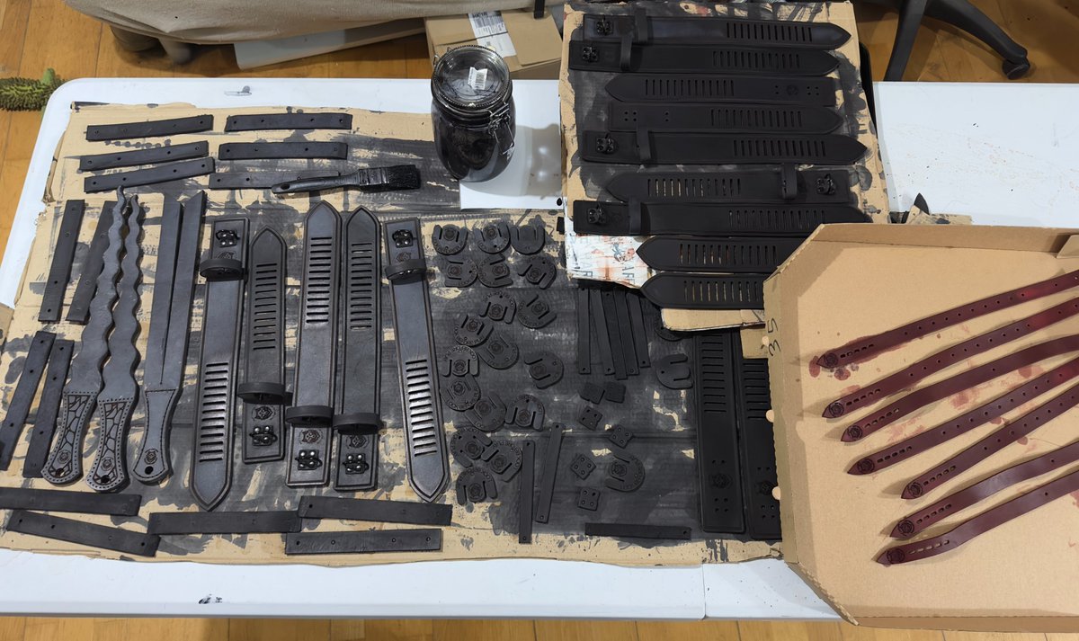 Wolfleather.art tweet media