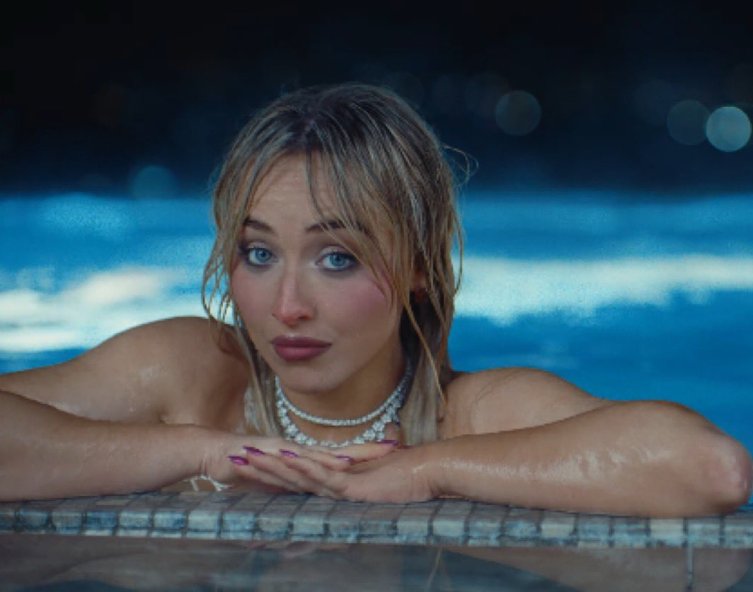 CELEBRITIES ARMPITS tweet media