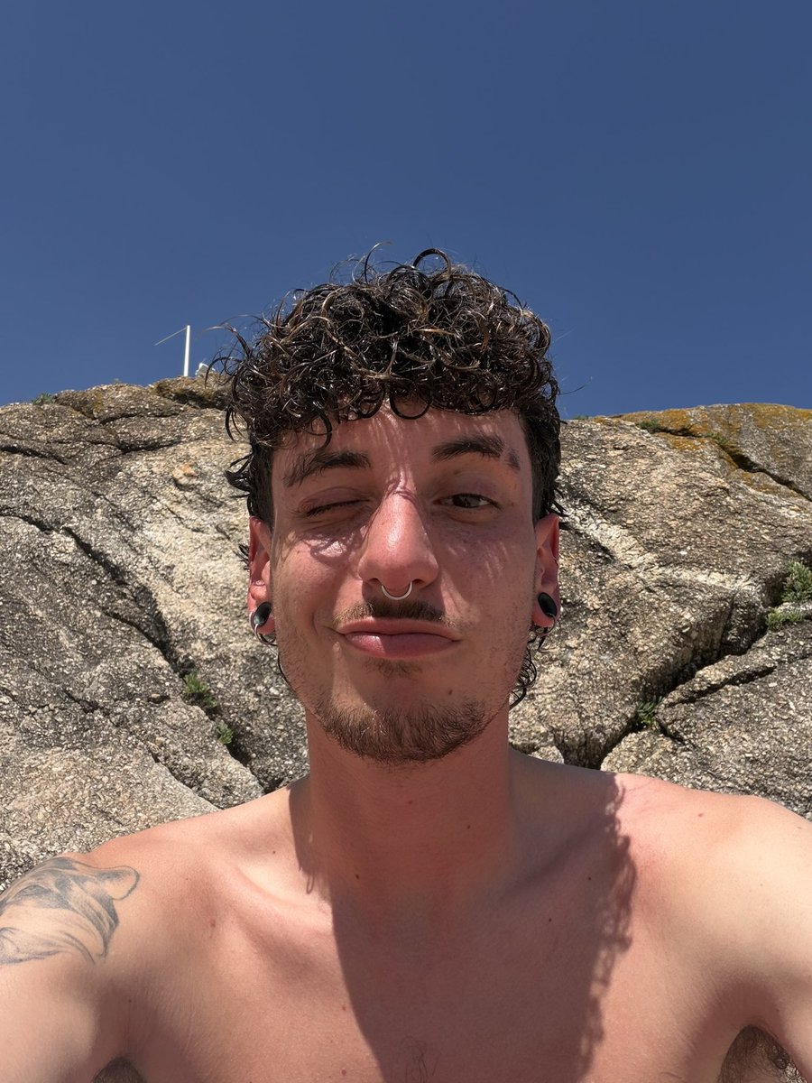 queve☆☆ tweet media