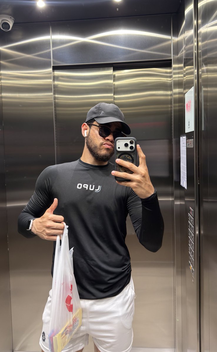 gusty❤️‍🔥 tweet media