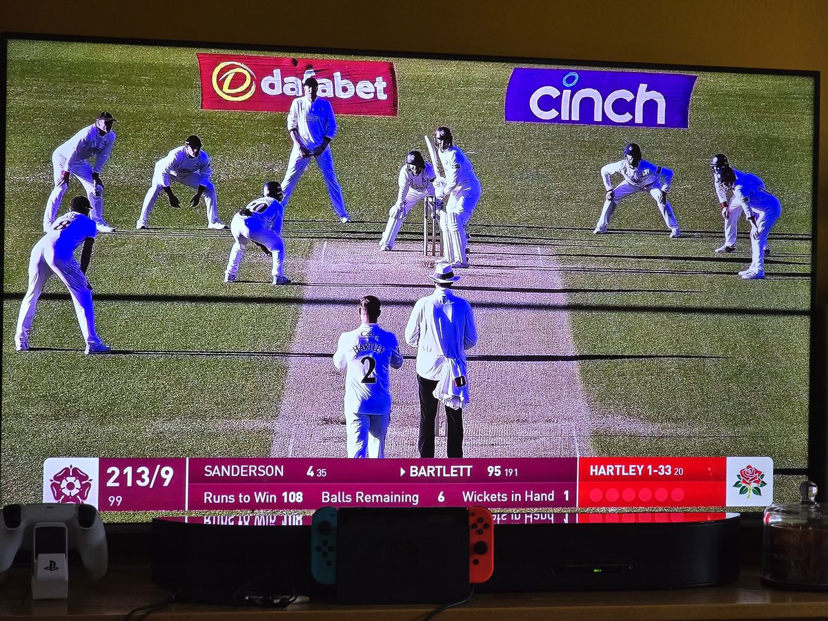 snudge27's tweet photo. @WG_RumblePants Proper cricket, that! https://t.co/KNhzrjz0yX