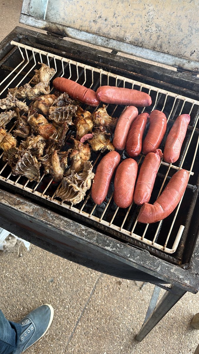 jebill• tweet media