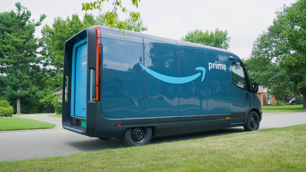 The new Amazon trucks look like they spawned from despicable me