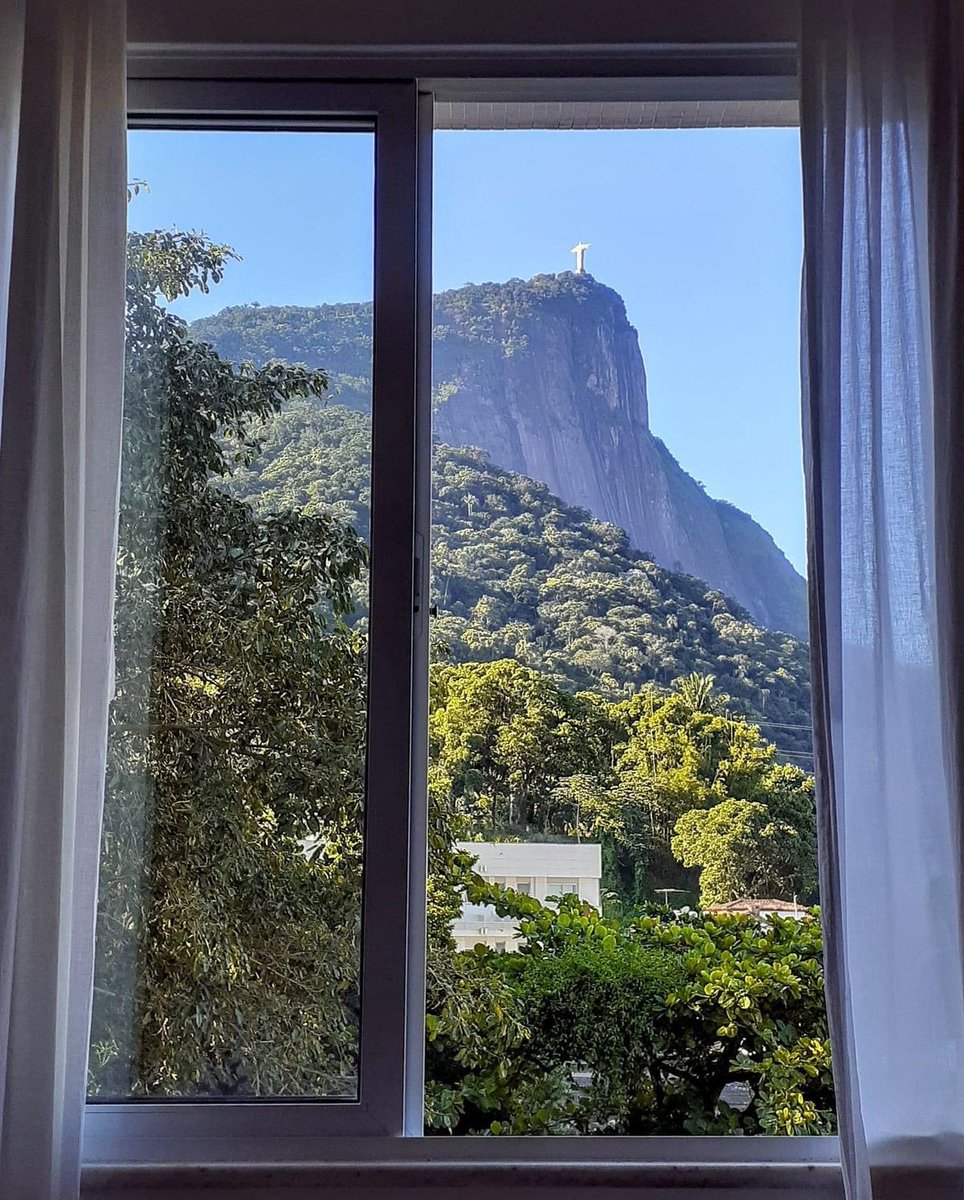 Todo dia uma casa muito foda tweet media