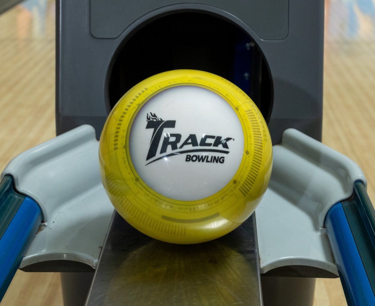 TrackBowling tweet media