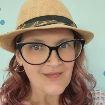 Mama Duck (Suzi) #GoBlue tweet media