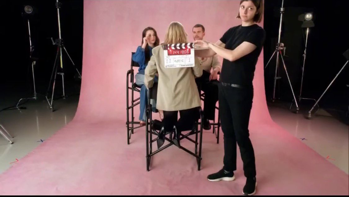 mands 🐝 tweet media