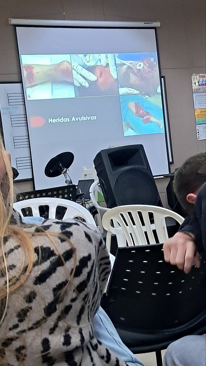 mae 🚬 tweet media