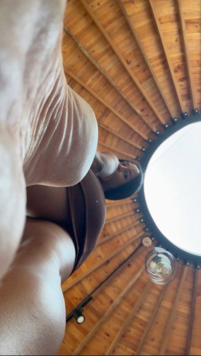 Lori ✩ tweet media