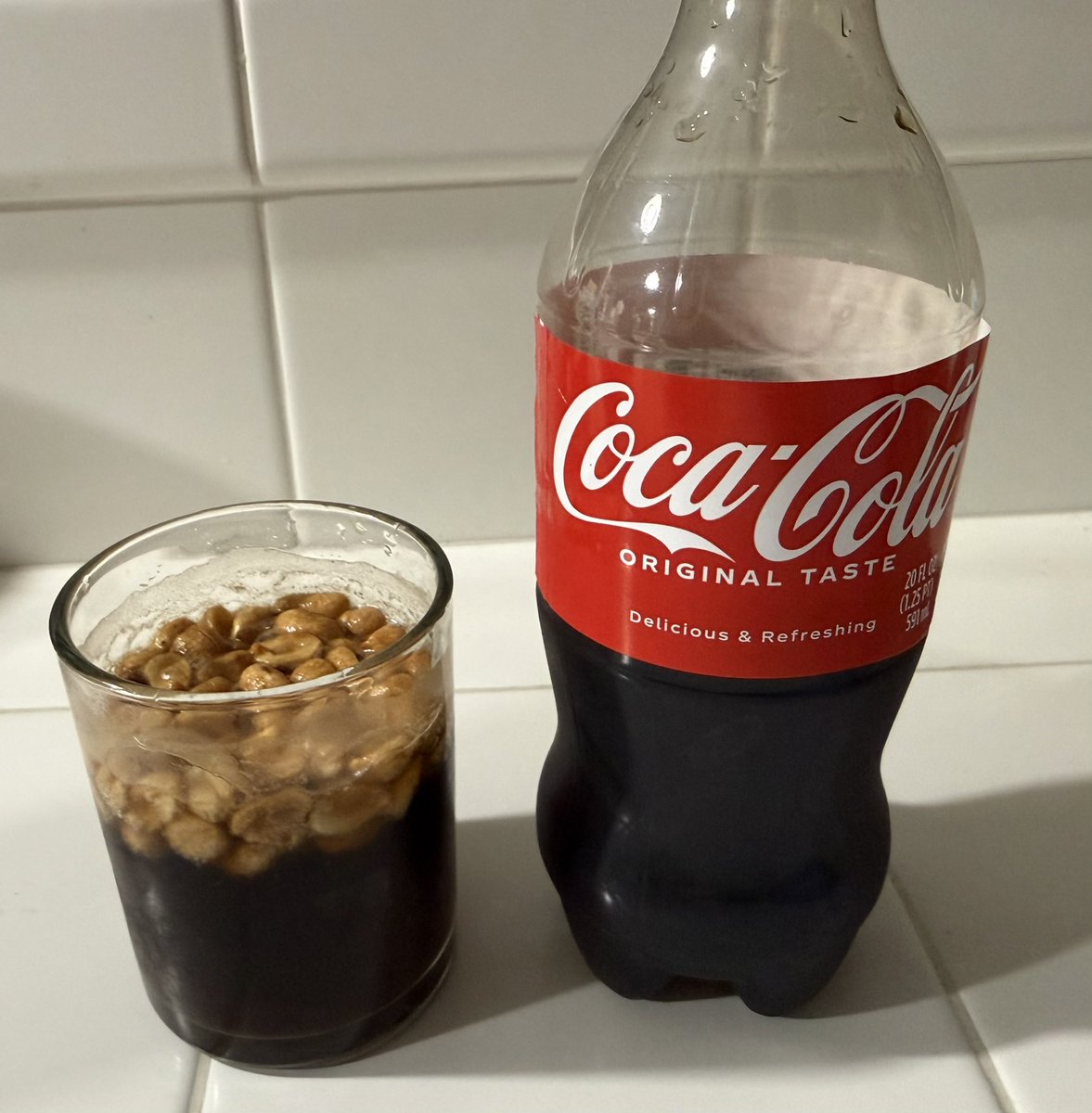 stevodesu's tweet photo. Ok giving this a try since I’d never heard of this combination before and only learned about it through Japanese posts that learned about it from Americans 😂 https://t.co/4w7qHWcEw4