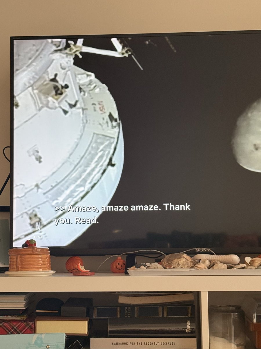 gilly 🪐 tweet media