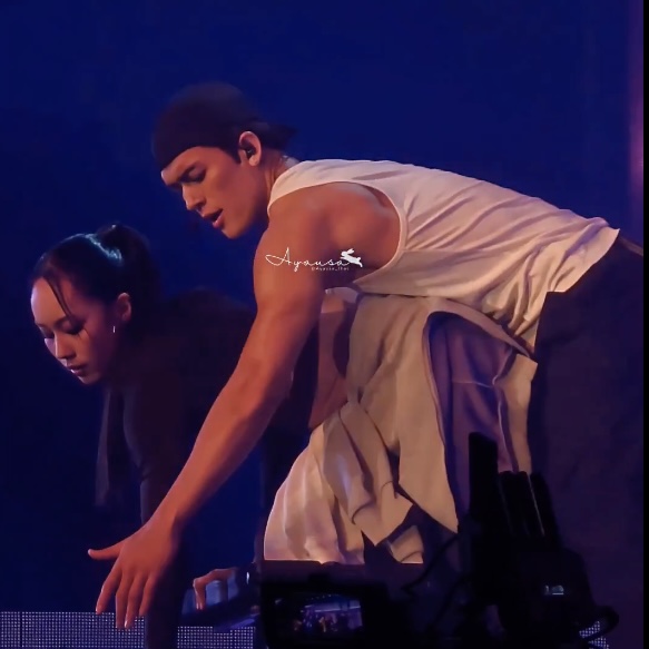 ParadoxPin5547's tweet photo. So @Josswayar you can't go one performance where you don't treat women like this, pouring wine on them, on their knees between your legs, bending over them, and every other demeaning way. Just stripper vulgar performances 👏 Disgusting but typical. 

#JossWayar 
#JossGawin https://t.co/6pwjJ3VAs8