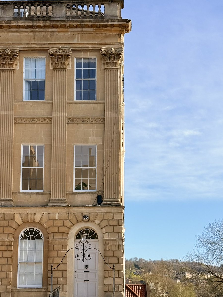 rebeccaluvsthis's tweet photo. What a view! I ❤️ @VisitBath - can’t believe we relocated here 10 years this June 🧳 Time flies when you’re having fun… #England #Photobyme #city #britain #architecture #Georgian #blueskies #EasterJoy https://t.co/VoKhmMpWGL