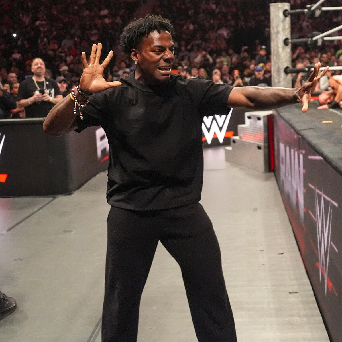 Wrestle Features tweet media