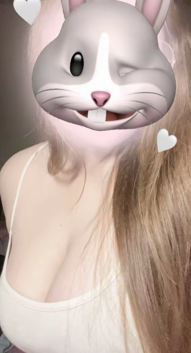 sweetiemeowww's tweet photo. เอ็นดูแว่นหน่���ยย https://t.co/x7CYSu10je