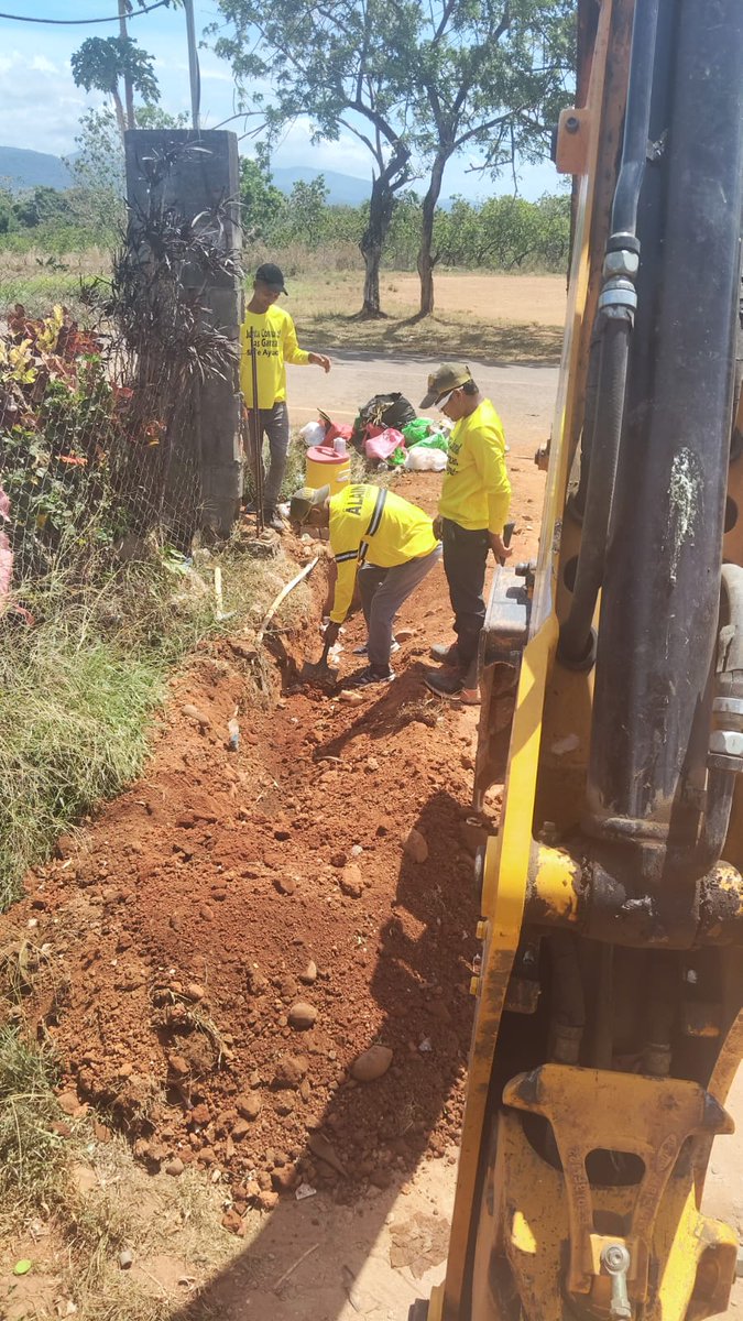 🇵🇦 La Nueva Junta Comunal de Las Garzas 2024-2029🇵🇦
Seguimos buscando soluciones par nuestro corregimiento💪🏻
🫂 Porque La Nueva Junta Comunal de Las Garzas "Si Te Ayuda" 🤗