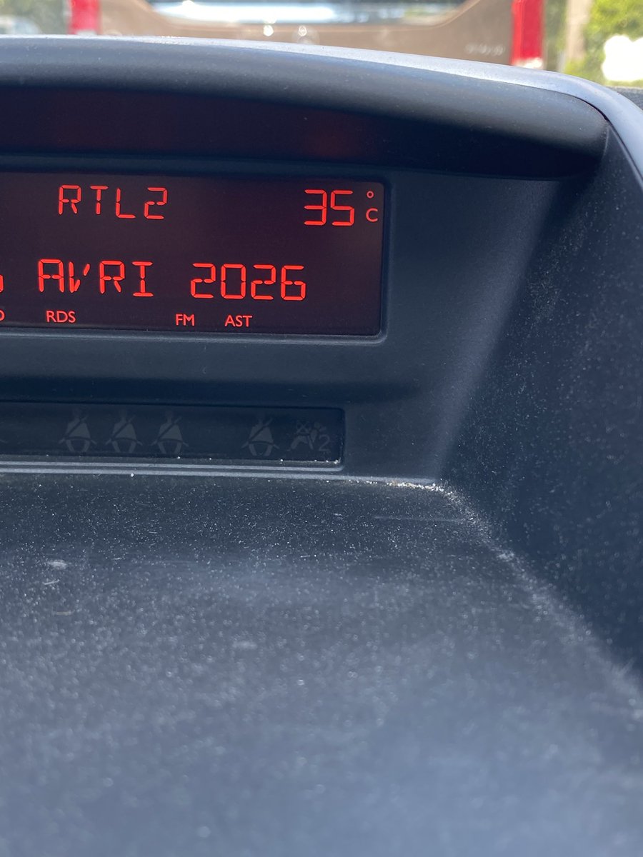 Chocolatine Bordel’aise tweet media