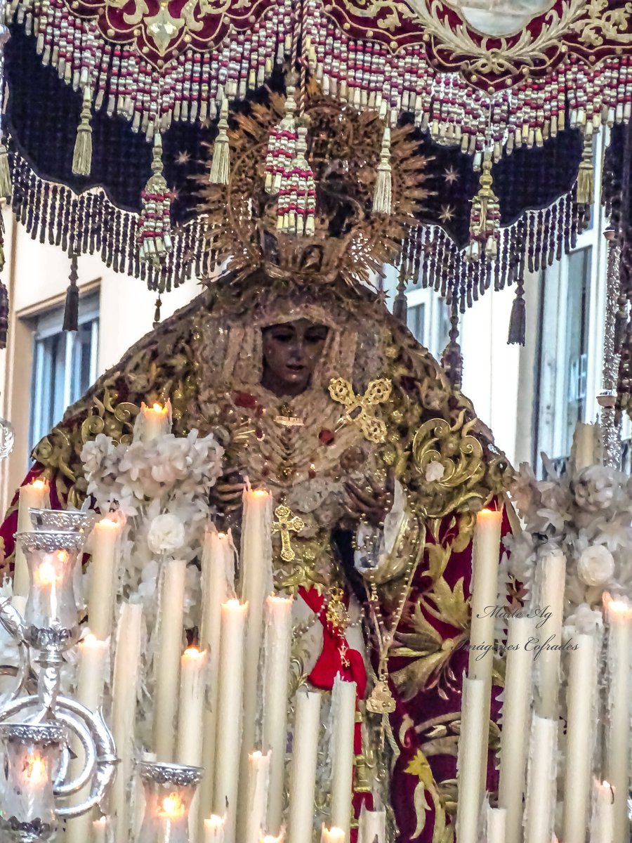 MaiteAG2's tweet photo. A la espera de un nuevo lunes santo, me quedo con este recuerdo 
@HdaddelaColumna 
#SemanaSantaMlg2026
#ColumnadelaO #GitanosMlg https://t.co/SzBD3sDwXz