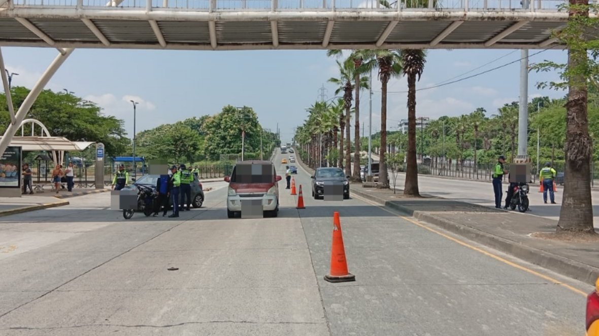 ATM TRÁNSITO tweet media