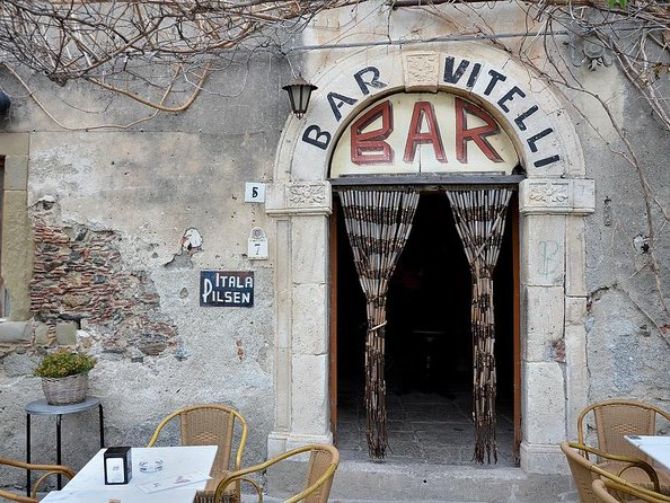 ArthousePR's tweet photo. The Hidden Heart of Sicily- Experience a taste of authentic Sicily with a curated Sicilian Baroque and Gastronomic Tour hosted by Italy Charme. Immerse yourself in the rich and colourful tapestry of Sicily's history. https://t.co/qiIAIvJUET