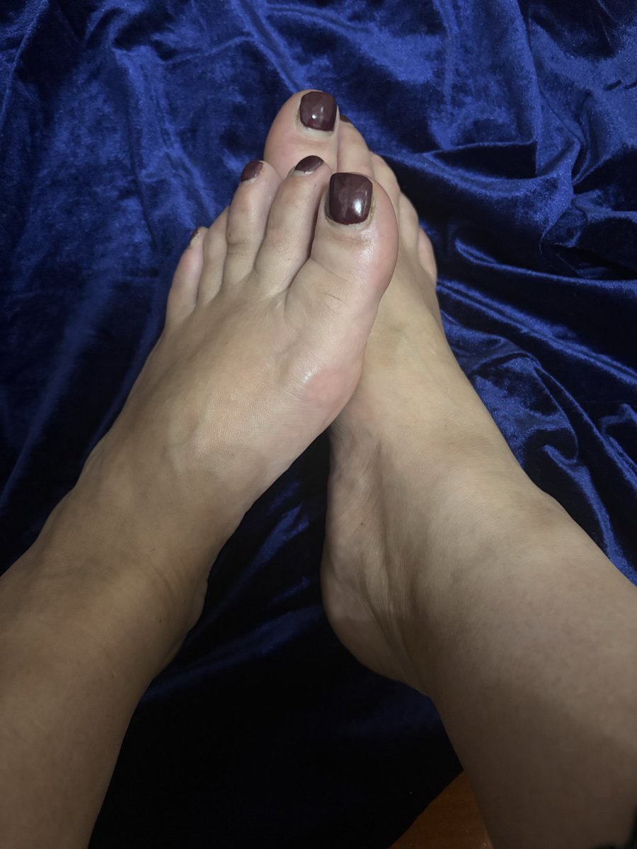 sabrina Foot tweet media