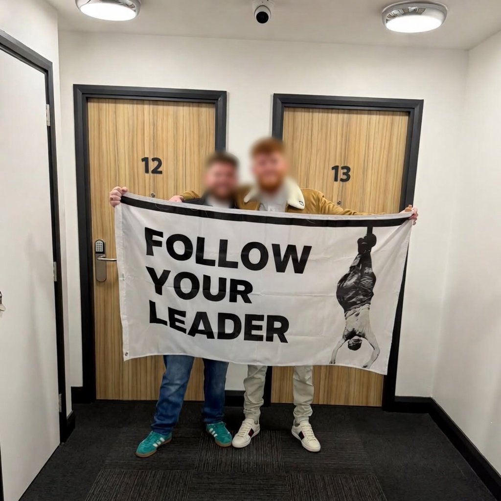 Antifa_Ultras tweet media